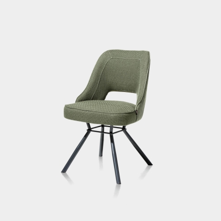 Chris - Stoelen - Makri